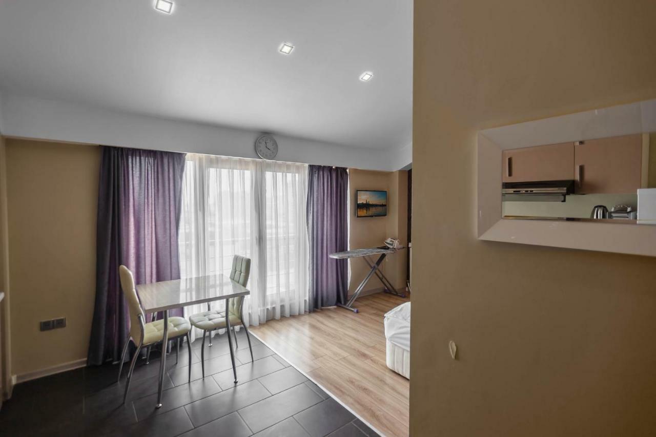 Diplomat Suites Baku Bagian luar foto