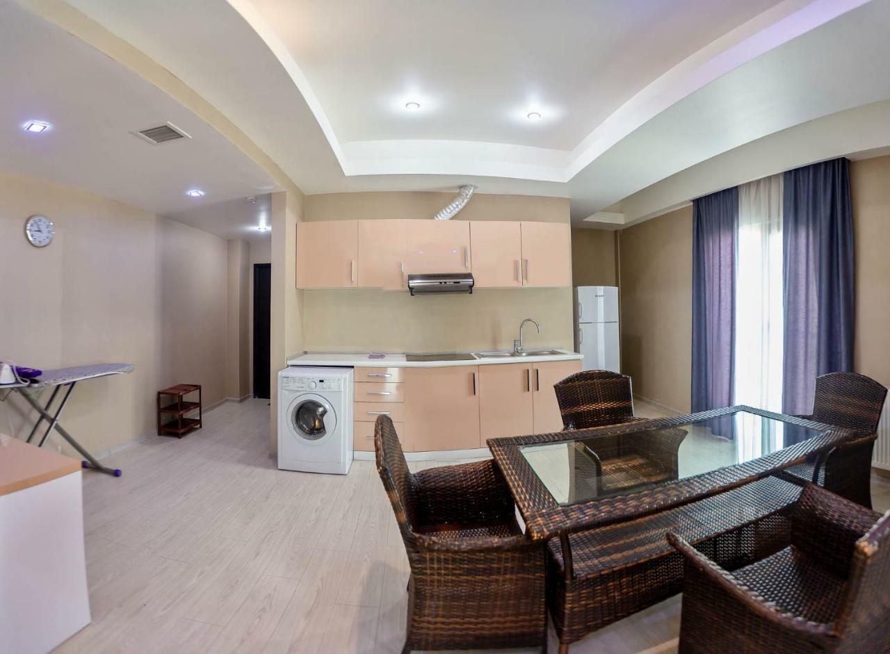 Diplomat Suites Baku Bagian luar foto