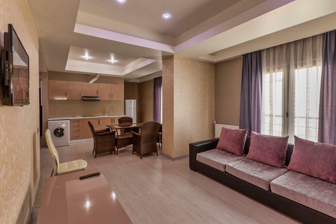 Diplomat Suites Baku Bagian luar foto