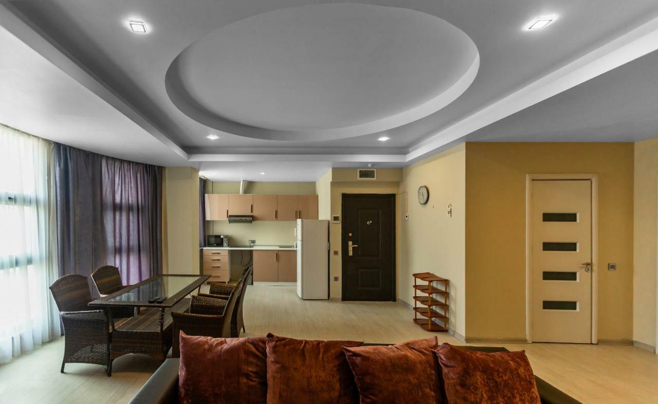 Diplomat Suites Baku Bagian luar foto