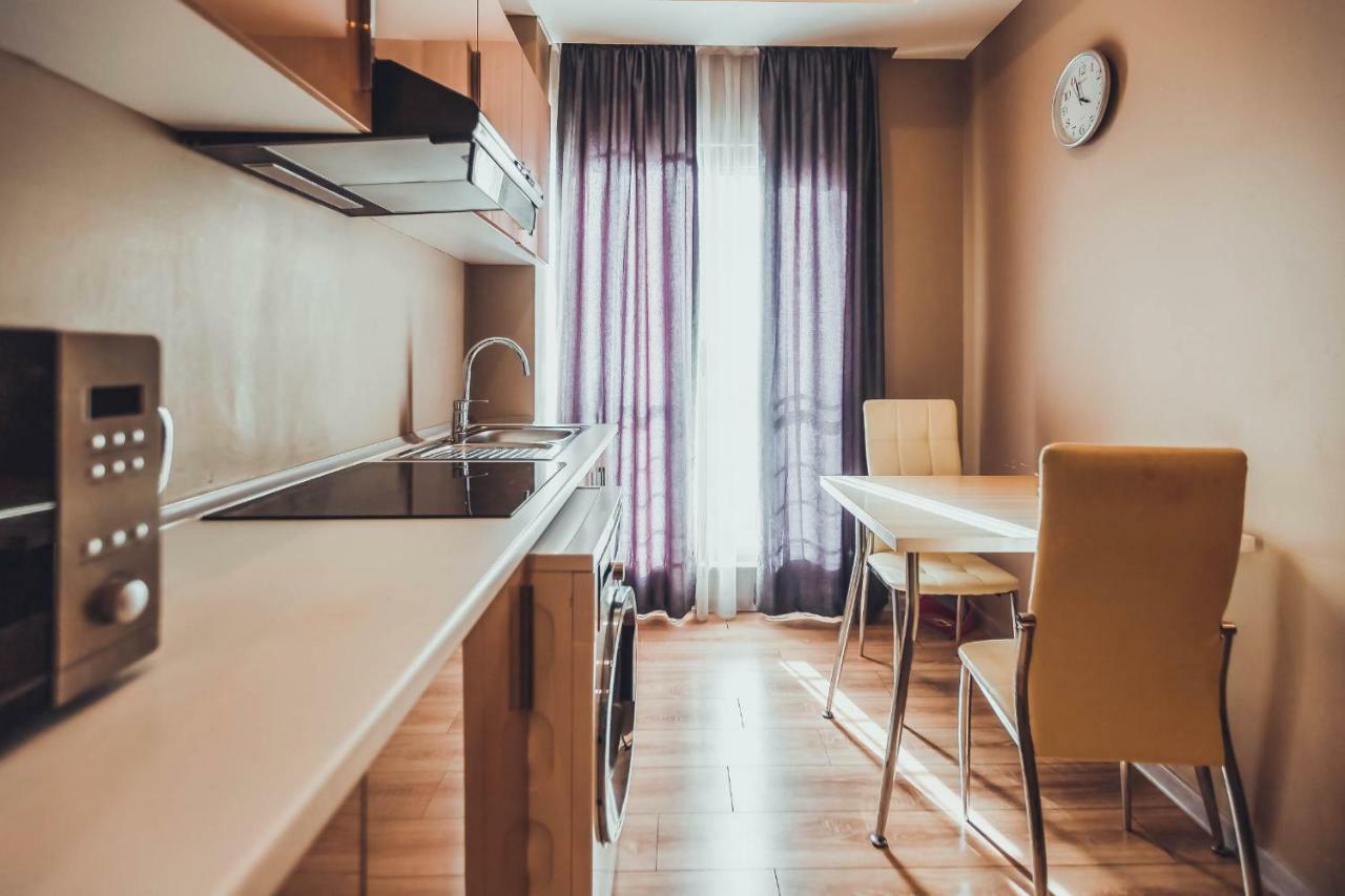 Diplomat Suites Baku Bagian luar foto
